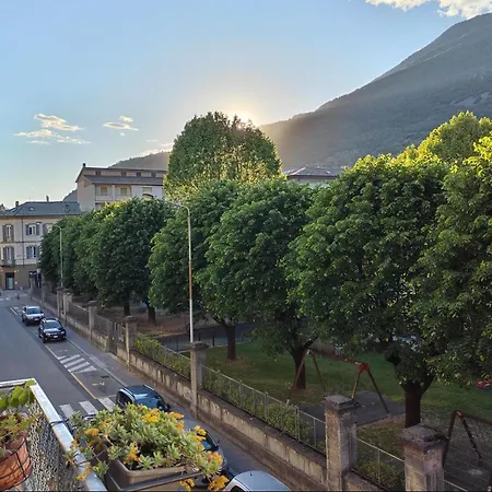 Valtellina-La Casetta Di Elena Sondrio Habitación foto